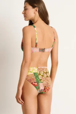 Shari Multi Fit Twist Crop