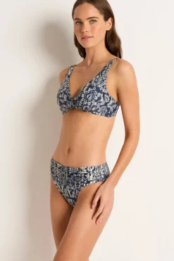 Sonoma Mid Rise Ruched Pant